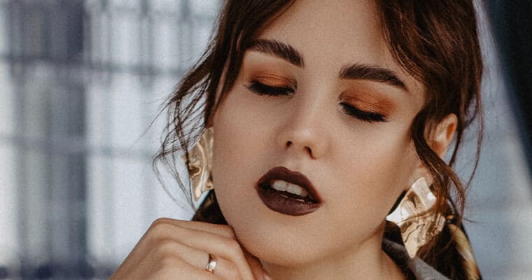 Invitadas de boda, tenemos el truco infalible para que tu makeup aguante intacto durante horas